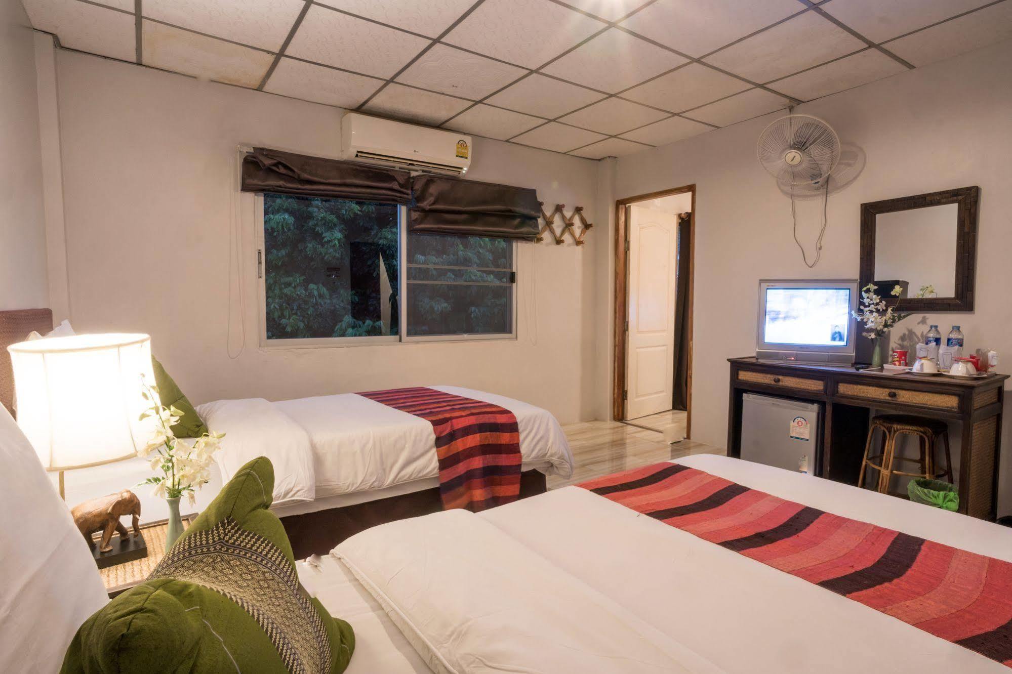 Kamala'S Guesthouse Chiang Mai Exterior photo