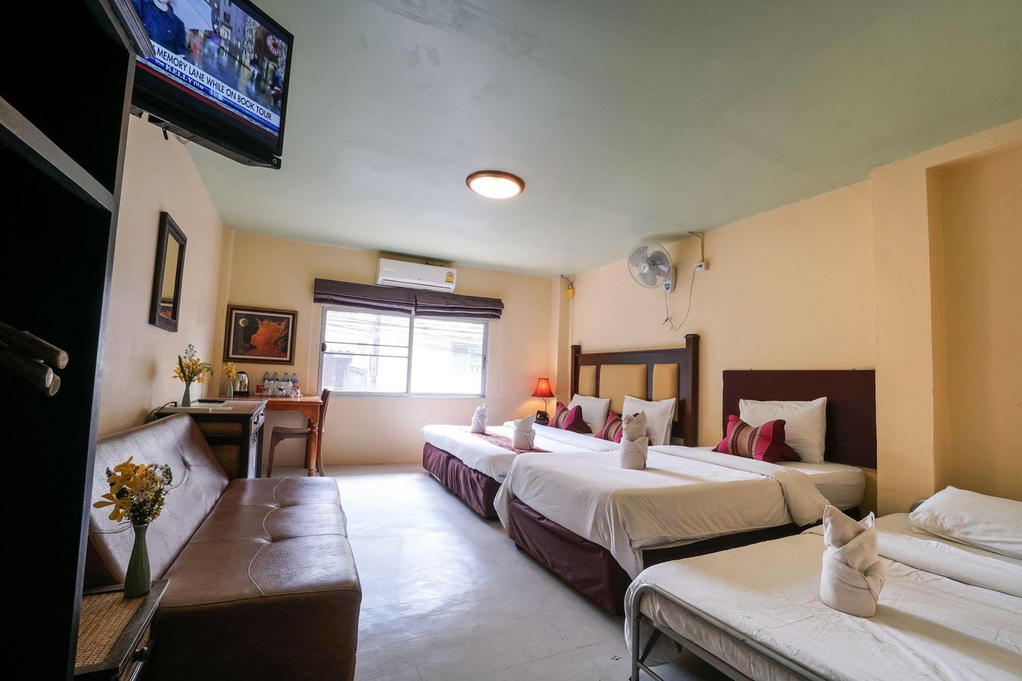Kamala'S Guesthouse Chiang Mai Exterior photo